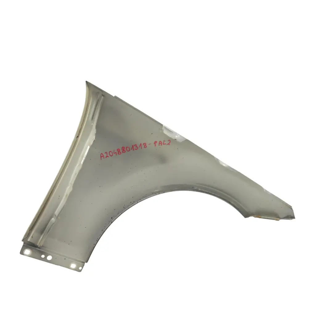 Panel Lateral Aleta Delantero Izquierdo Plata Paladio 792 para Mercedes W204 con número de pieza A2048801318 Mercedes W204 Panel Lateral Aleta Delantero Izquierdo Plata Paladio 792 - SKU A2048801318-PAL2 - Número de pieza A2048801318