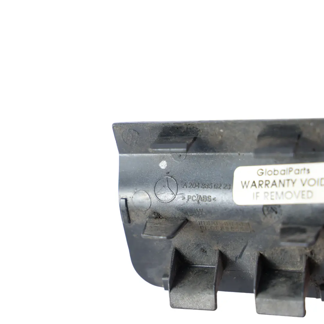 Mercedes W204 Cache Crochet Remorquage Pare-Chocs Arrière Noir Magnétite 183 - SKU A2048856223-MTS - Numéro de pièce A2048856223