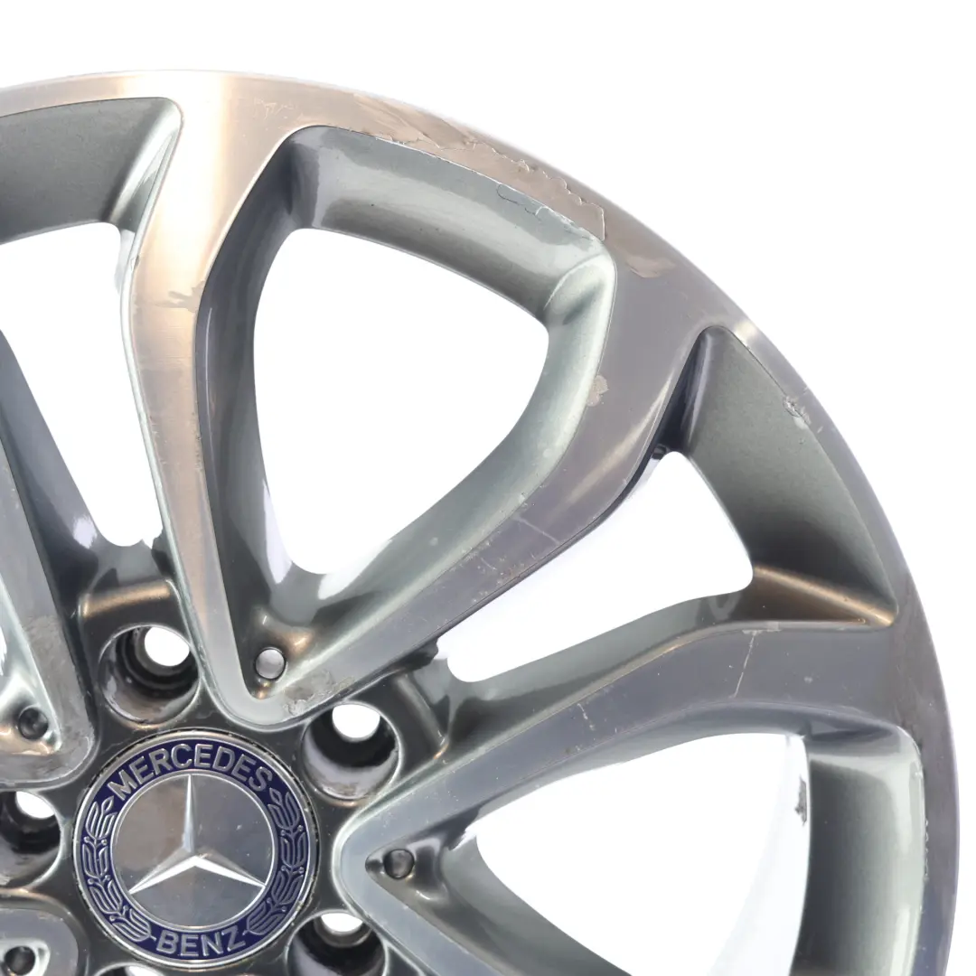 Jante Alliage 5 Branches Doubles 17" 7J ET:48,5 pour Mercedes W205 à propos du numéro de pièce A2054010200 Mercedes W205 Jante Alliage 5 Branches Doubles 17" 7J ET:48,5 - SKU A2054010200-3 - Numéro de pièce A2054010200