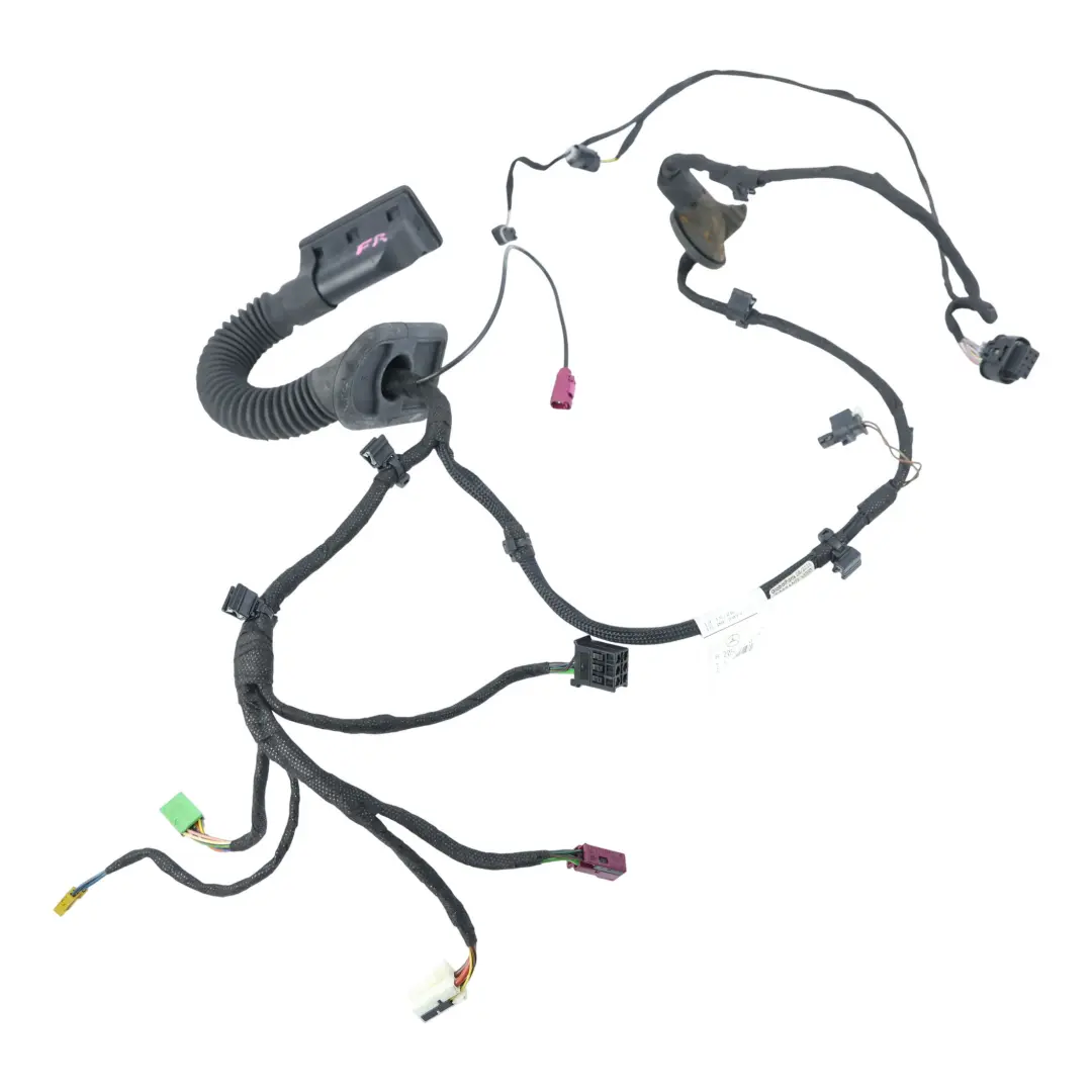 Mazo de Cables Puerta Delantera Derecha para Mercedes W205 con número de pieza A2055408940 Mercedes W205 Mazo de Cables Puerta Delantera Derecha - SKU A2055408940 - Número de pieza A2055408940