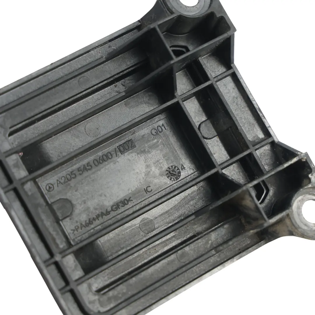 Bay Power Rail Cover Cap to Mercedes W205 W213 Engine with Part number A2055450600 Mercedes W205 W213 Engine Bay Power Rail Cover Cap - SKU RHD-A2055450600 - Part number A2055450600