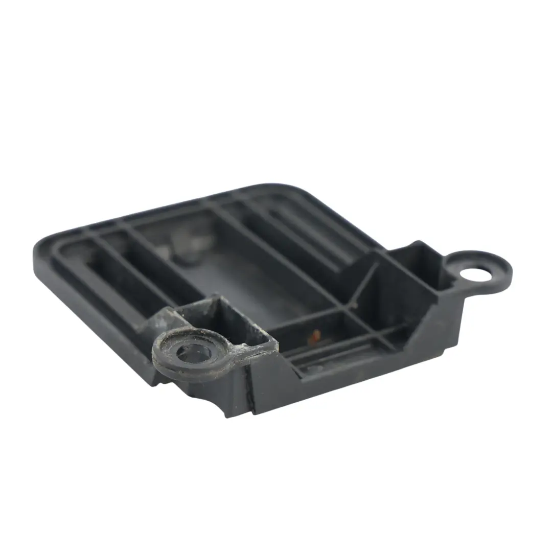Bay Power Rail Cover Cap to Mercedes W205 W213 Engine with Part number A2055450600 Mercedes W205 W213 Engine Bay Power Rail Cover Cap - SKU RHD-A2055450600 - Part number A2055450600