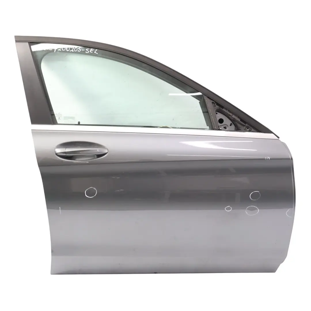 Tür Vorne Rechts Selenit Grau Metallic 992 für Mercedes W205 mit Teilenummer A2057200205 Mercedes W205 Tür Vorne Rechts Selenit Grau Metallic 992 - SKU A2057200205-SEL - Teilenummer A2057200205