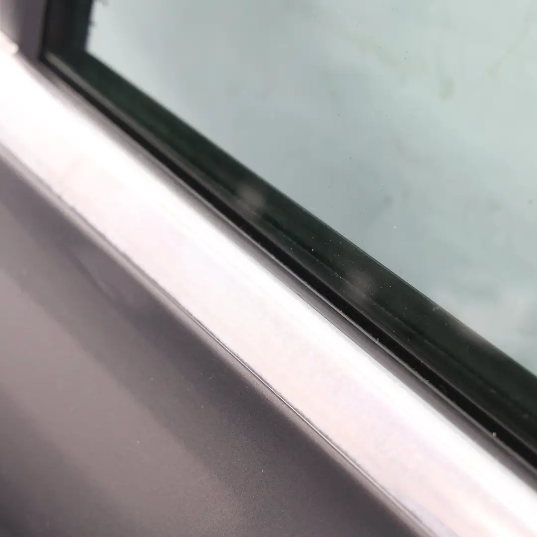 Mercedes W205 Puerta Trasera Derecha Selenite Grey Gris Metallic - 992 - SKU A2057300205-SEL - Número de pieza A2057300205