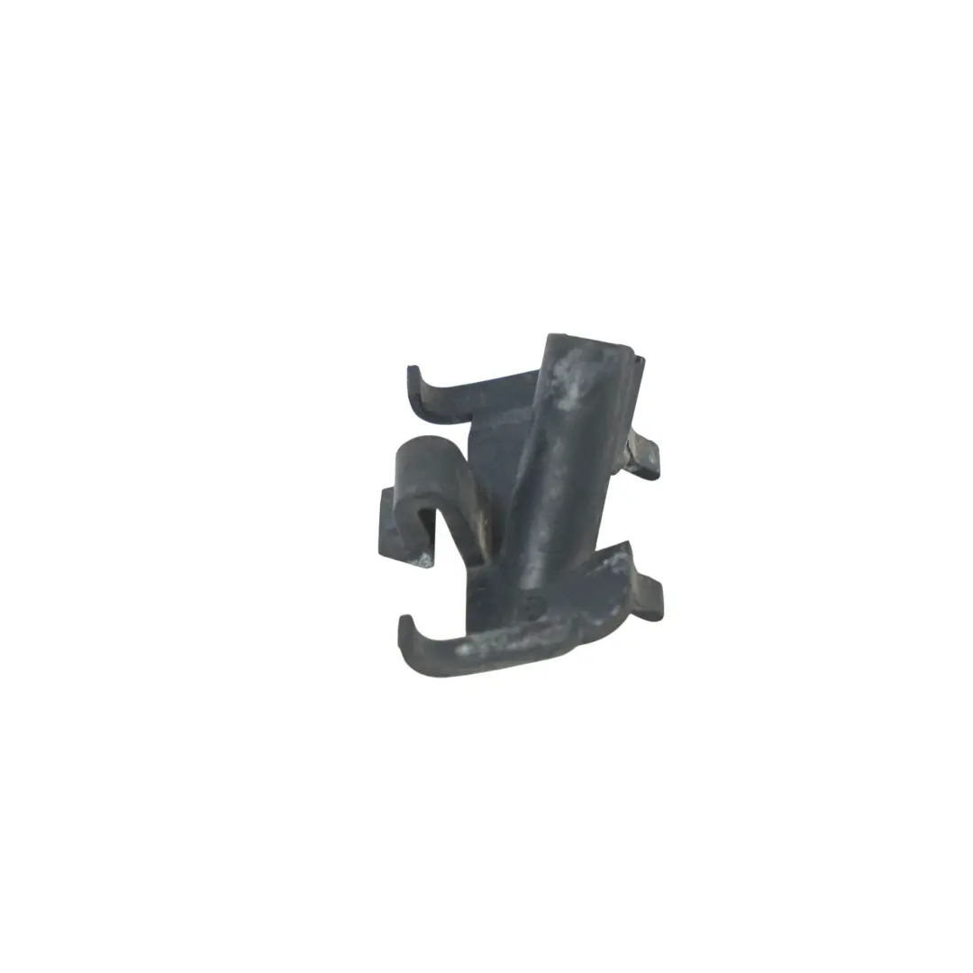 Mercedes W205 C205 S205 C253 Support Tuyau Lave-Glace - SKU A2058690014 - Numéro de pièce A2058690014