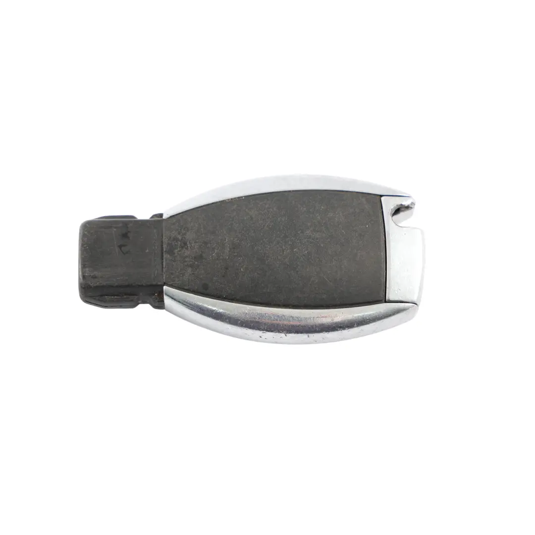 Clé Contact Télécommande pour Mercedes R171 W204 C209 W220 à propos du numéro de pièce A2117663506 Mercedes R171 W204 C209 W220 Clé Contact Télécommande - SKU A2117663506 - Numéro de pièce A2117663506