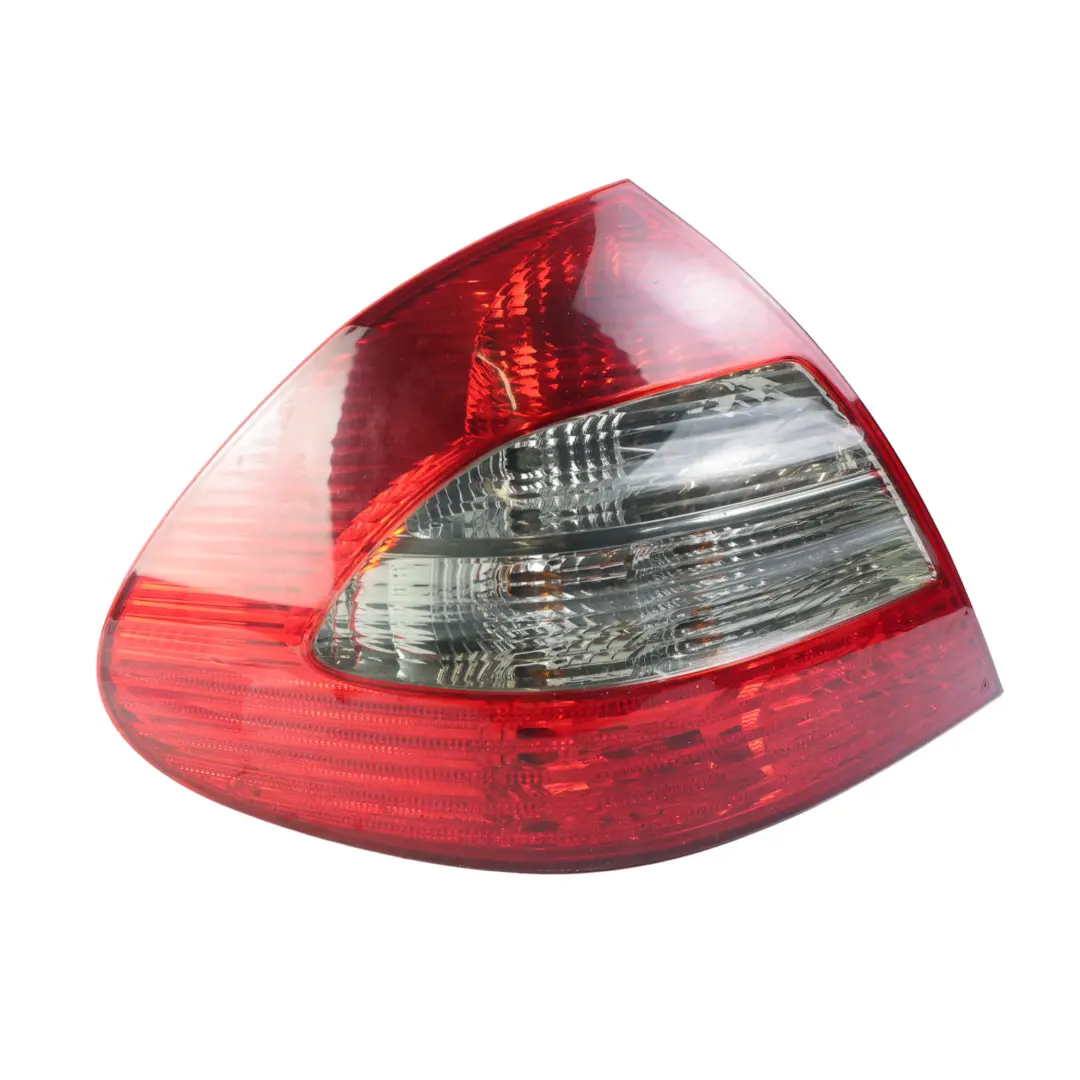 Rücklicht Links für Mercedes W211 mit Teilenummer A2118202364 Mercedes W211 Rücklicht Links - SKU A2118202364 - Teilenummer A2118202364