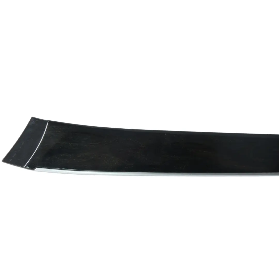 Listwa Boczka Lewy Przód Aluminium do Mercedes W212 o numerze A2127200522 Mercedes W212 Listwa Boczka Lewy Przód Aluminium - SKU A2127200522 - Numer Części A2127200522