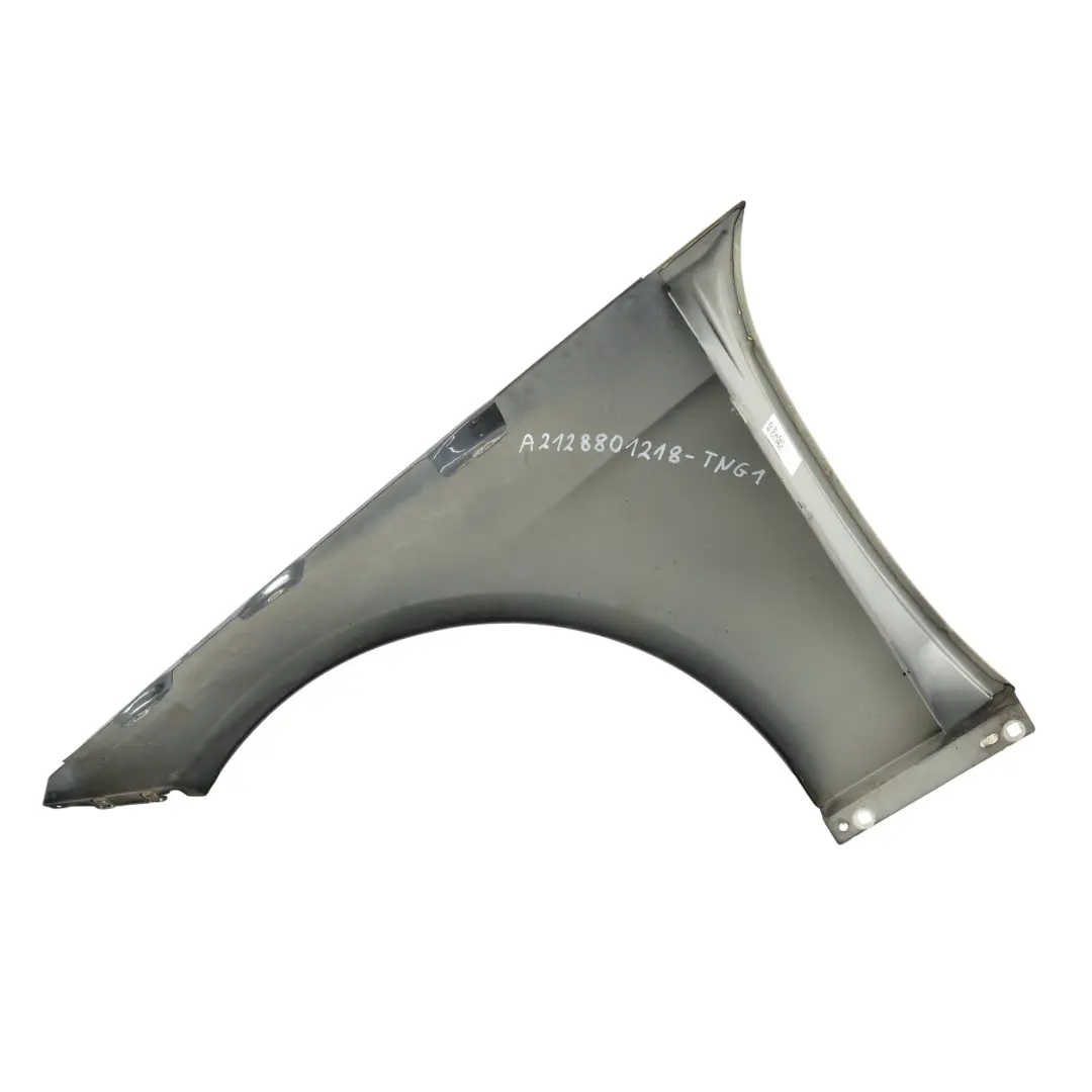 Błotnik Przedni Prawy Tenorite Grey 755 do Mercedes W212 o numerze A2128801218 Mercedes W212 Błotnik Przedni Prawy Tenorite Grey 755 - SKU A2128801218-TNG1 - Numer Części A2128801218
