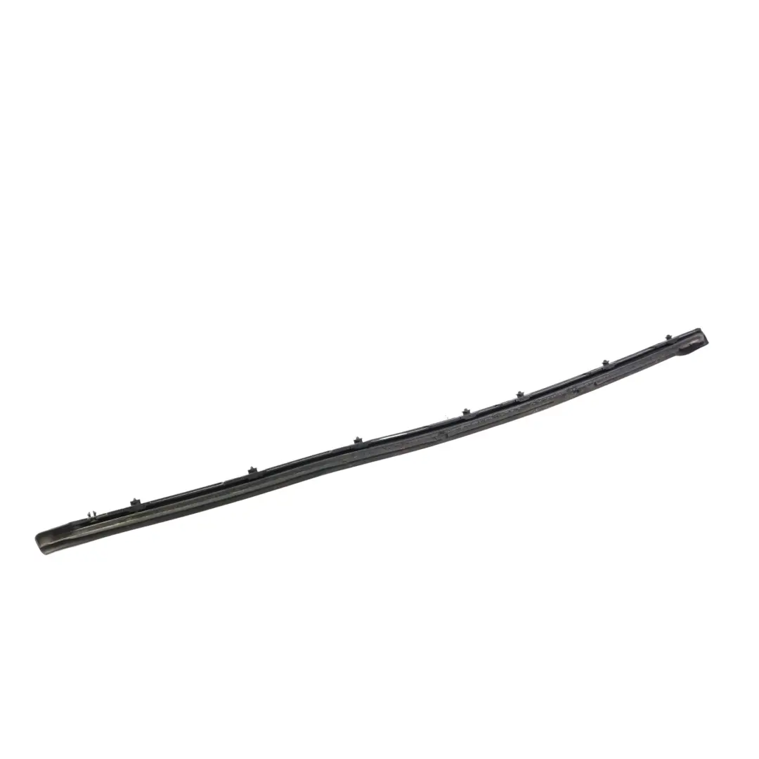 Mercedes W221 Bande Garniture Porte Arrière Droite Bas - SKU A2216901662 - Numéro de pièce A2216901662