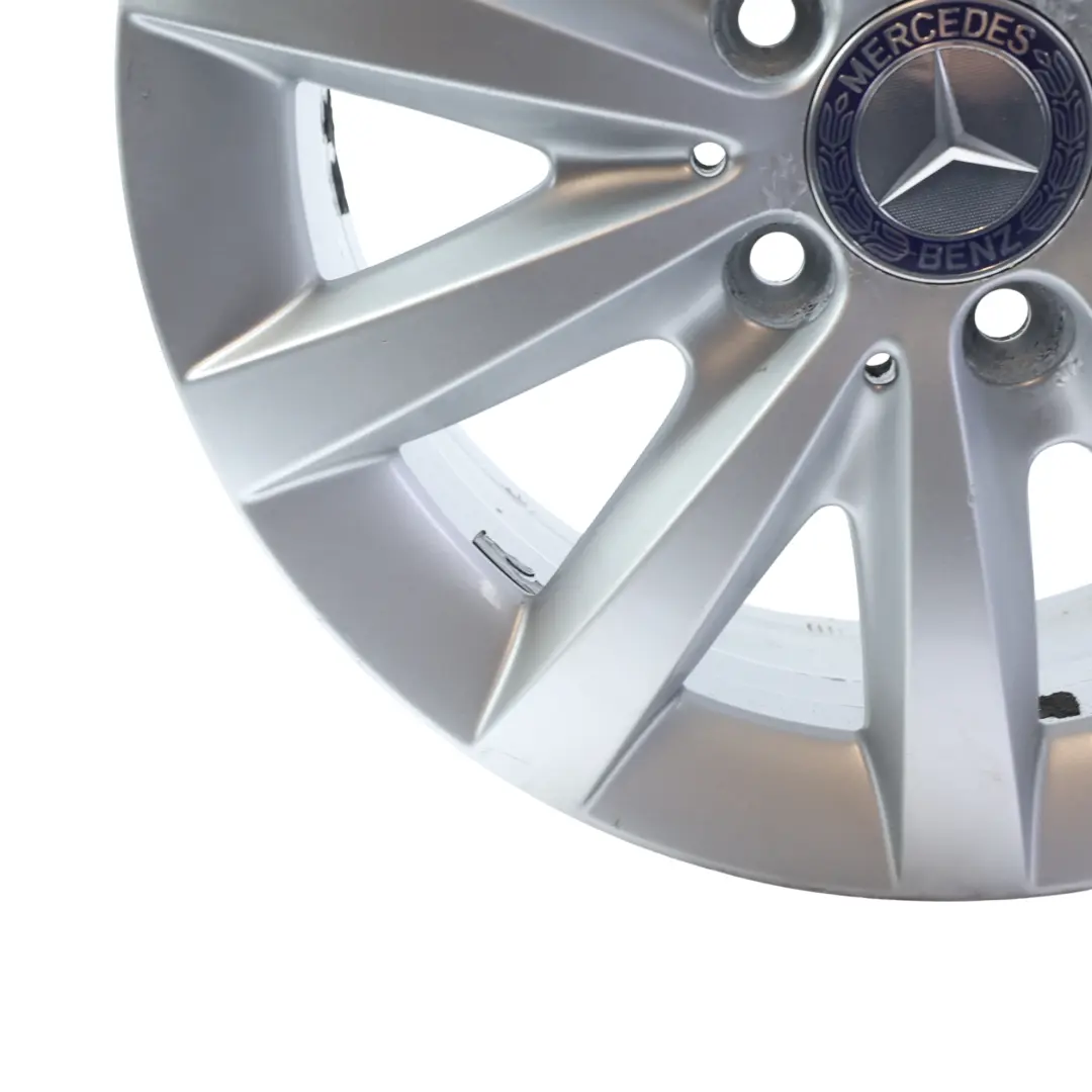 Leichtmetallfelge Silberne 10-Speichen 16" ET:49 6,5J für Mercedes W176 mit Teilenummer A2464010500 Mercedes W176 Leichtmetallfelge Silberne 10-Speichen 16" ET:49 6,5J - SKU A2464010500-1 - Teilenummer A2464010500