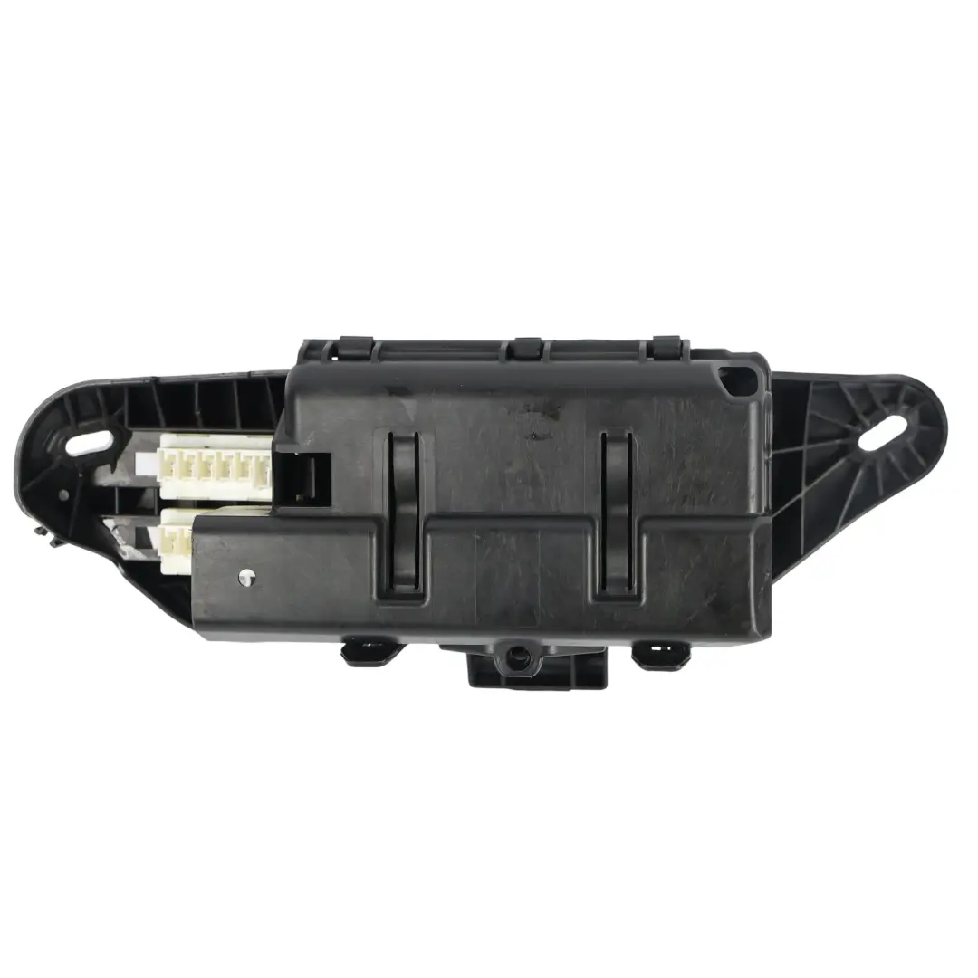 Tapa Batería Tapa Panel Acumulador para Mercedes W176 W246 con número de pieza A2465410100 Mercedes W176 W246 Tapa Batería Tapa Panel Acumulador - SKU A2465410100 - Número de pieza A2465410100