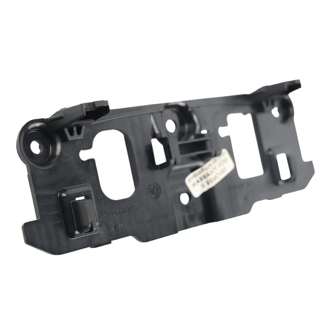 Support Écran Tableau de Bord pour Mercedes W242 W246 à propos du numéro de pièce A2466890200 Mercedes W242 W246 Support Écran Tableau de Bord - SKU A2466890200 - Numéro de pièce A2466890200