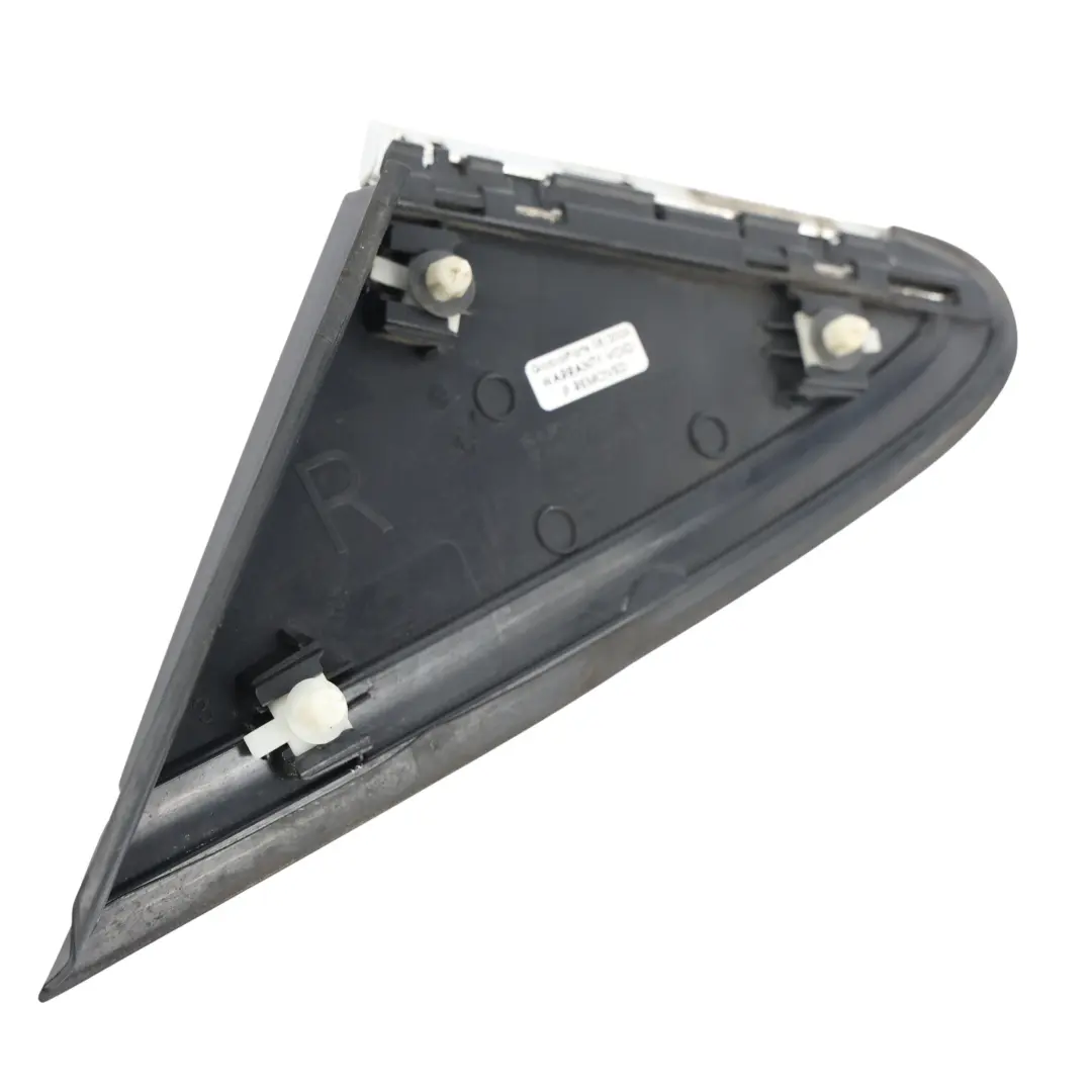 Mercedes W246 Garniture Triangle Montant A Extérieur Avant Droit - SKU A2466901887 - Numéro de pièce A2466901887