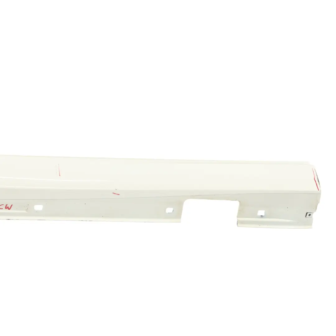  Minigonna laterale Mercedes W117 W176 W246 copriporta Bianco Calcite - 650 - SKU A2466980554-CW - Numero di parte A2466980554