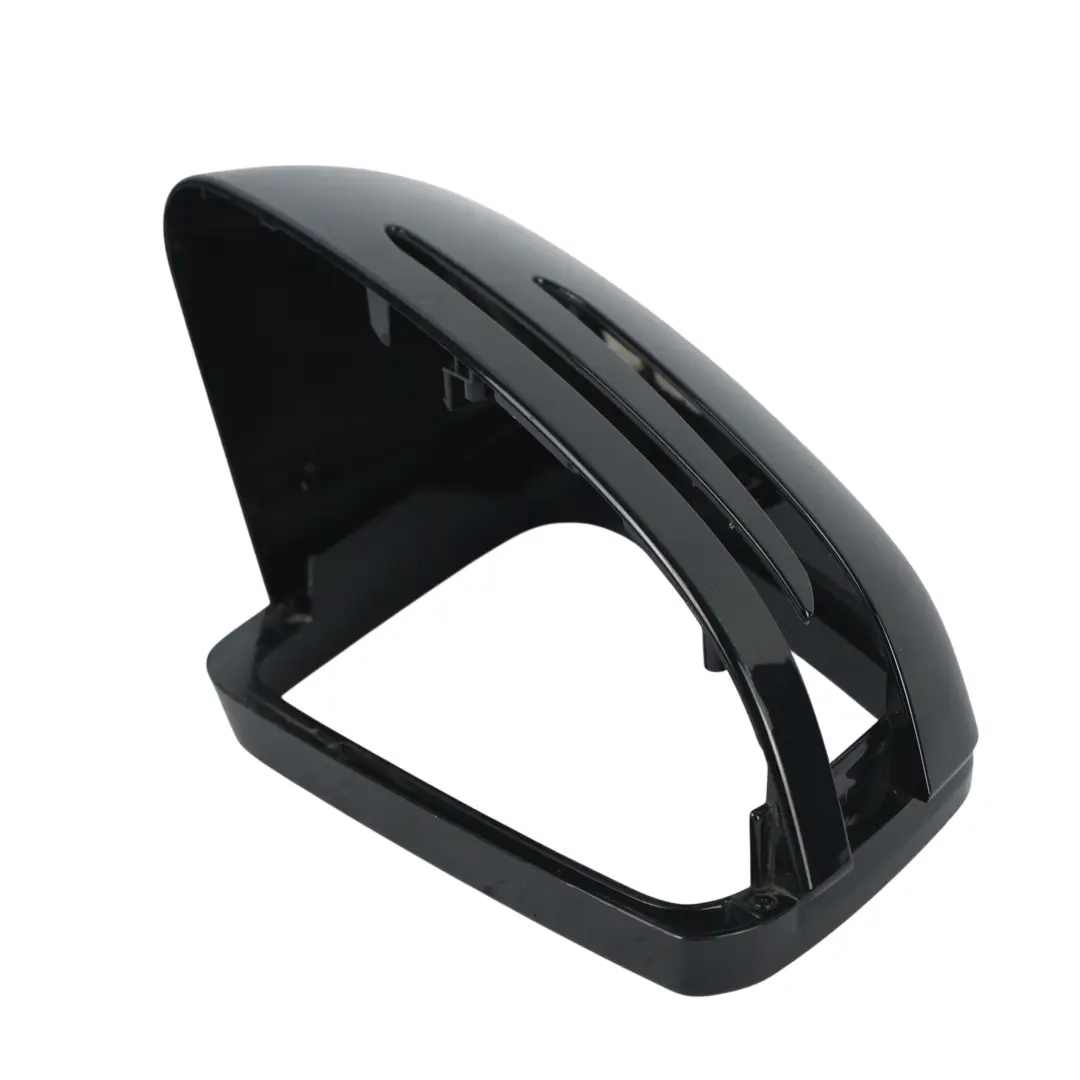 Copertura Specchietto Sinistra Argento Polare per Mercedes W176 W246 con numero di parte A2468110100 Mercedes W176 W246 Copertura Specchietto Sinistra Argento Polare - SKU A2468110100-PLS - Numero di parte A2468110100