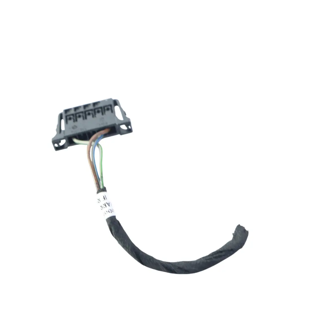 Wtyczka Lampy Tylnej Prawej W Klapę Bagażnika do Mercedes W246 o numerze A2468200864 Mercedes W246 Wtyczka Lampy Tylnej Prawej W Klapę Bagażnika - SKU A2468200864-2 - Numer Części A2468200864