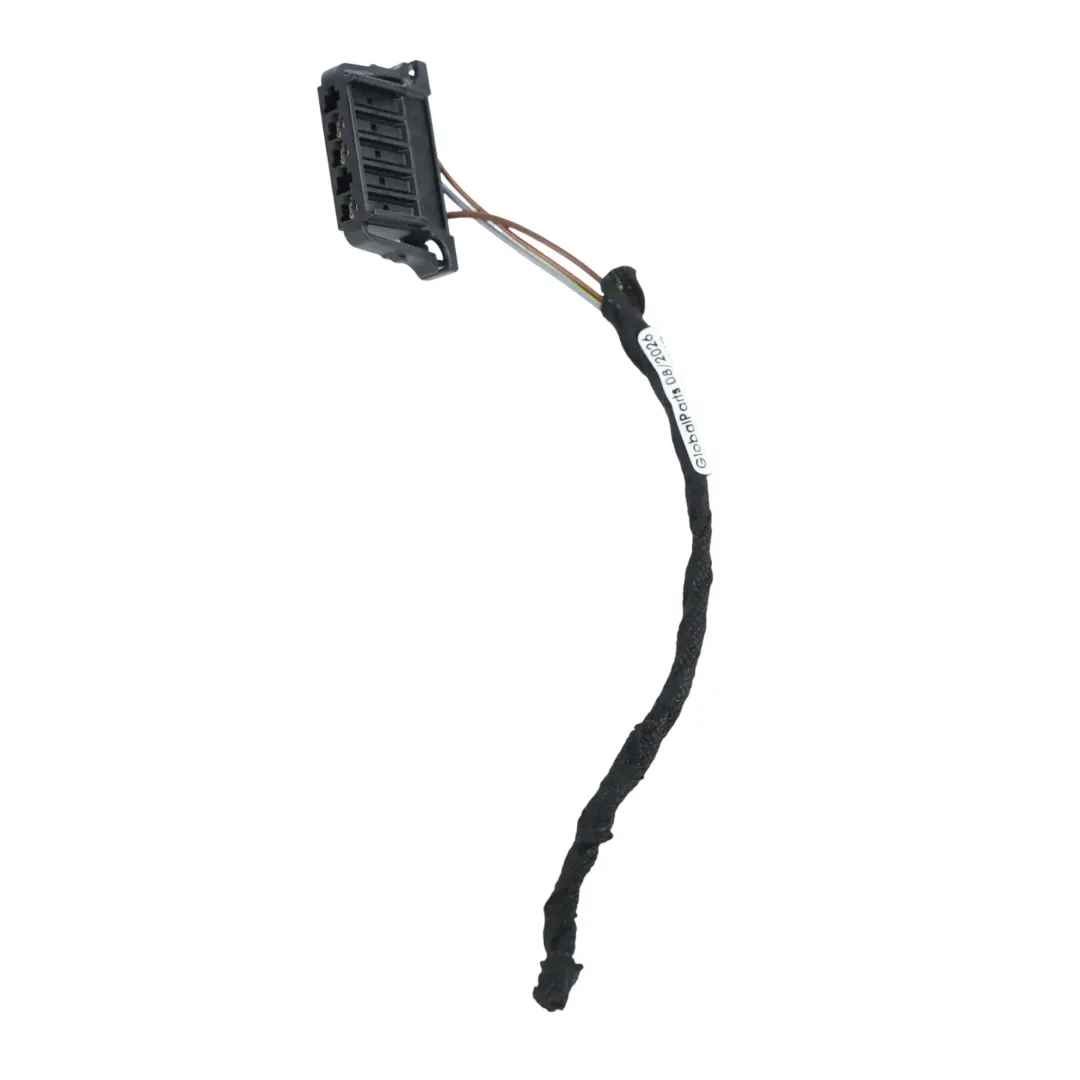 Lampa Tylna Bagażnika Wewnętrzna Lewa do Mercedes W246 o numerze A2469068500 Mercedes W246 Lampa Tylna Bagażnika Wewnętrzna Lewa - SKU A2469068500-2 - Numer Części A2469068500