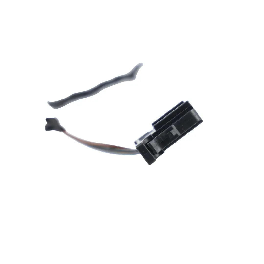 Mercedes W246 Lampada Fanale Posteriore Portellone Interno Sinistro - SKU A2469068500-2 - Numero di parte A2469068500