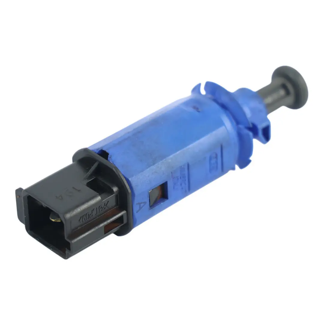 C451 Interruptor Luz Freno para Smart Fortwo con número de pieza A4515450109 Smart Fortwo C451 Interruptor Luz Freno - SKU A4515450109 - Número de pieza A4515450109