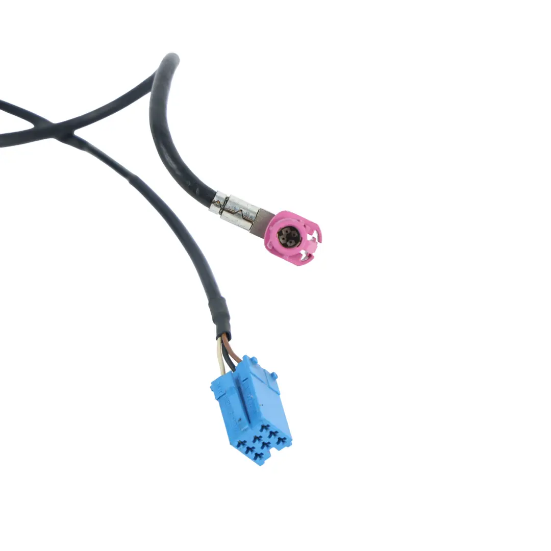 Smart Fortwo C451 USB Aux Audio Input Port Connector - SKU A4518200015 - Part number A4518200015