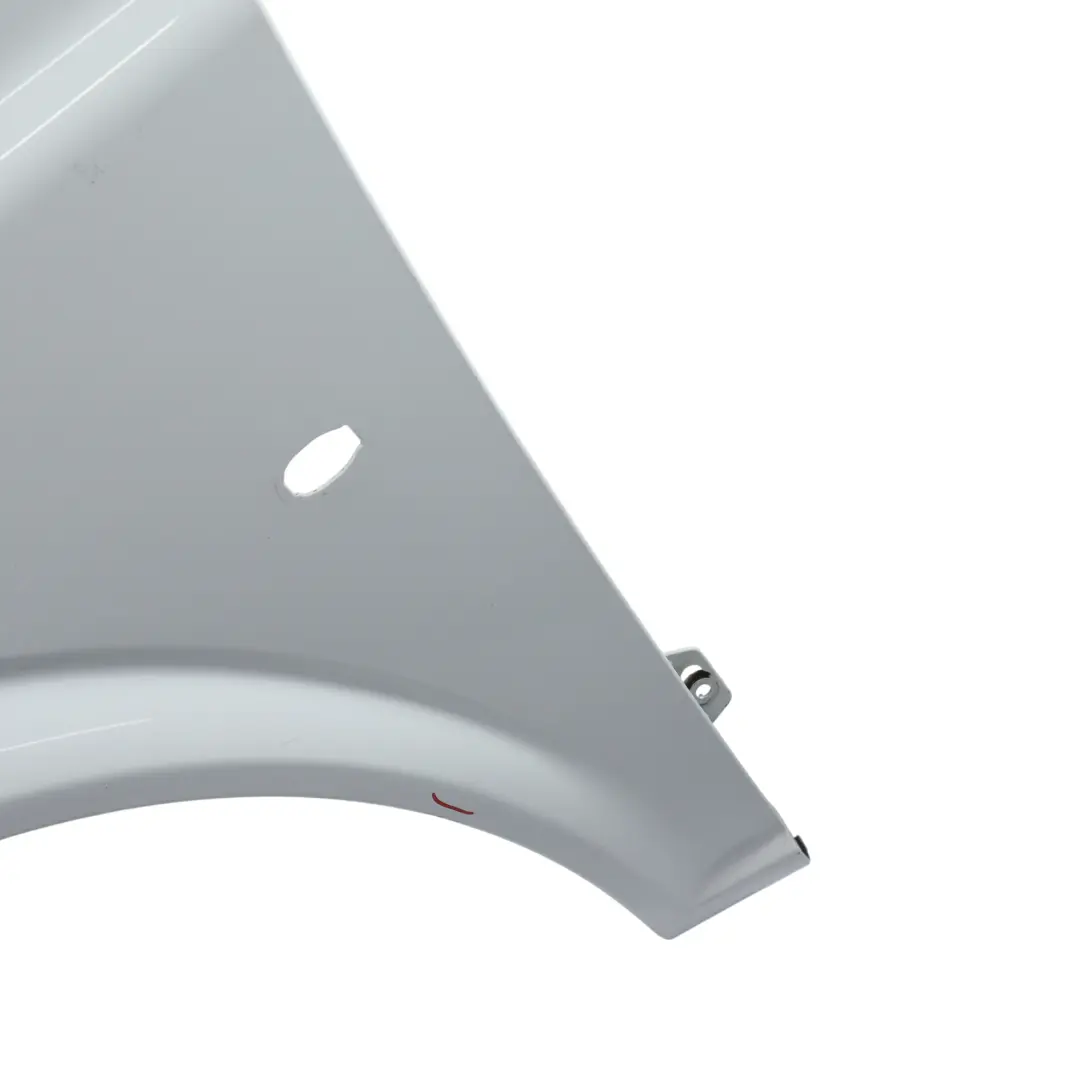 Błotnik Przedni Lewy Arctic White Biały - 9147 do Mercedes Vito W639 o numerze A6396305107 Mercedes Vito W639 Błotnik Przedni Lewy Arctic White Biały - 9147 - SKU A6396305107-ARW - Numer Części A6396305107
