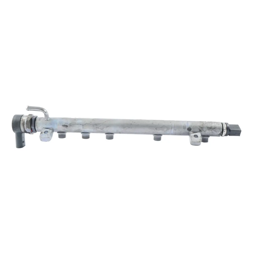Kraftstoffverteilerleiste Hochdruck Diesel OM640 für Mercedes W169 W245 mit Teilenummer A6400702095 Mercedes W169 W245 Kraftstoffverteilerleiste Hochdruck Diesel OM640 - SKU A6400702095 - Teilenummer A6400702095