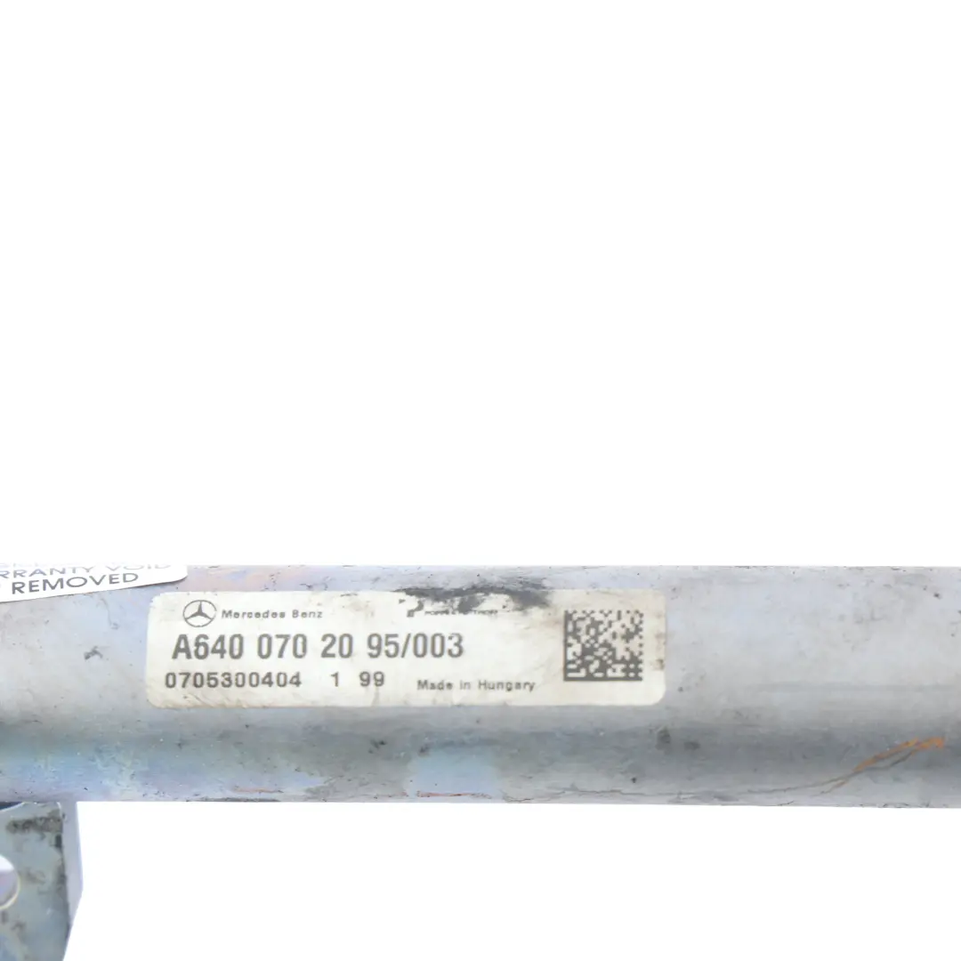 Riel Inyección Diesel Alta Presión OM640 para Mercedes W169 W245 con número de pieza A6400702095 Mercedes W169 W245 Riel Inyección Diesel Alta Presión OM640 - SKU A6400702095 - Número de pieza A6400702095