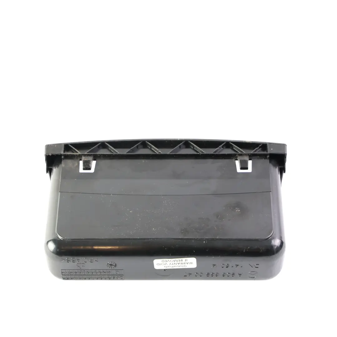 Mittelkonsole Ascher Steckdosen Blende für Mercedes Sprinter W906 mit Teilenummer A9066890047 Mercedes Sprinter W906 Mittelkonsole Ascher Steckdosen Blende - SKU A9066890047-2 - Teilenummer A9066890047
