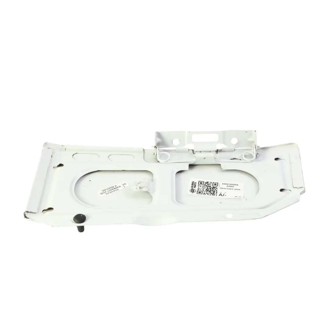 Mercedes Sprinter W906 Trappe à Carburant Blanc Arctique 9147 - SKU  A9067500004-ARW3 - Numéro de pièce A9067500004