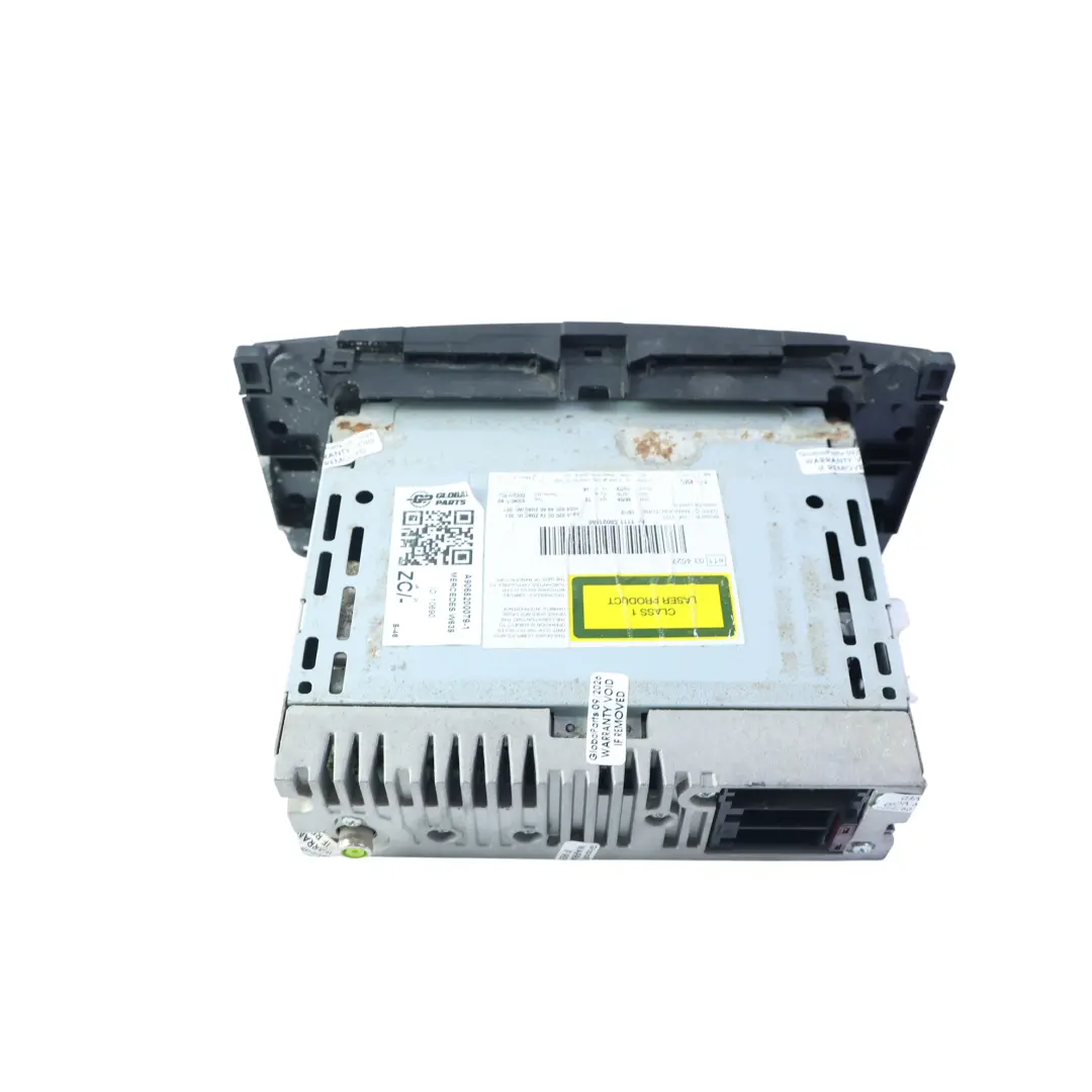 Mercedes W639 Radio CD - SKU A9068200079-1 - Numer Części A9068200079