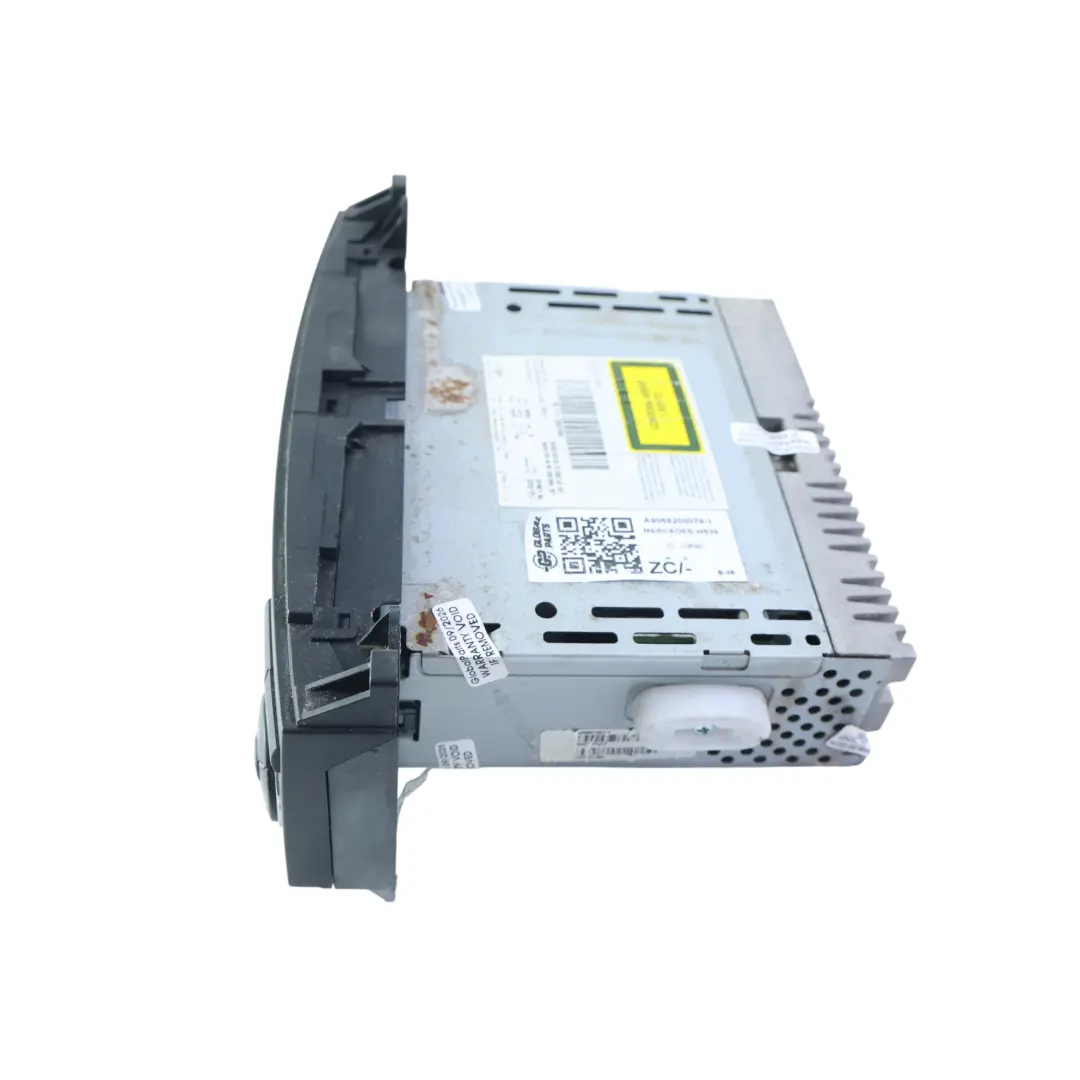 Radio Estéreo Reproductor CD Unidad Principal para Volkswagen con número de pieza A9068200079 Volkswagen Radio Estéreo Reproductor CD Unidad Principal - SKU A9068200079-1 - Número de pieza A9068200079