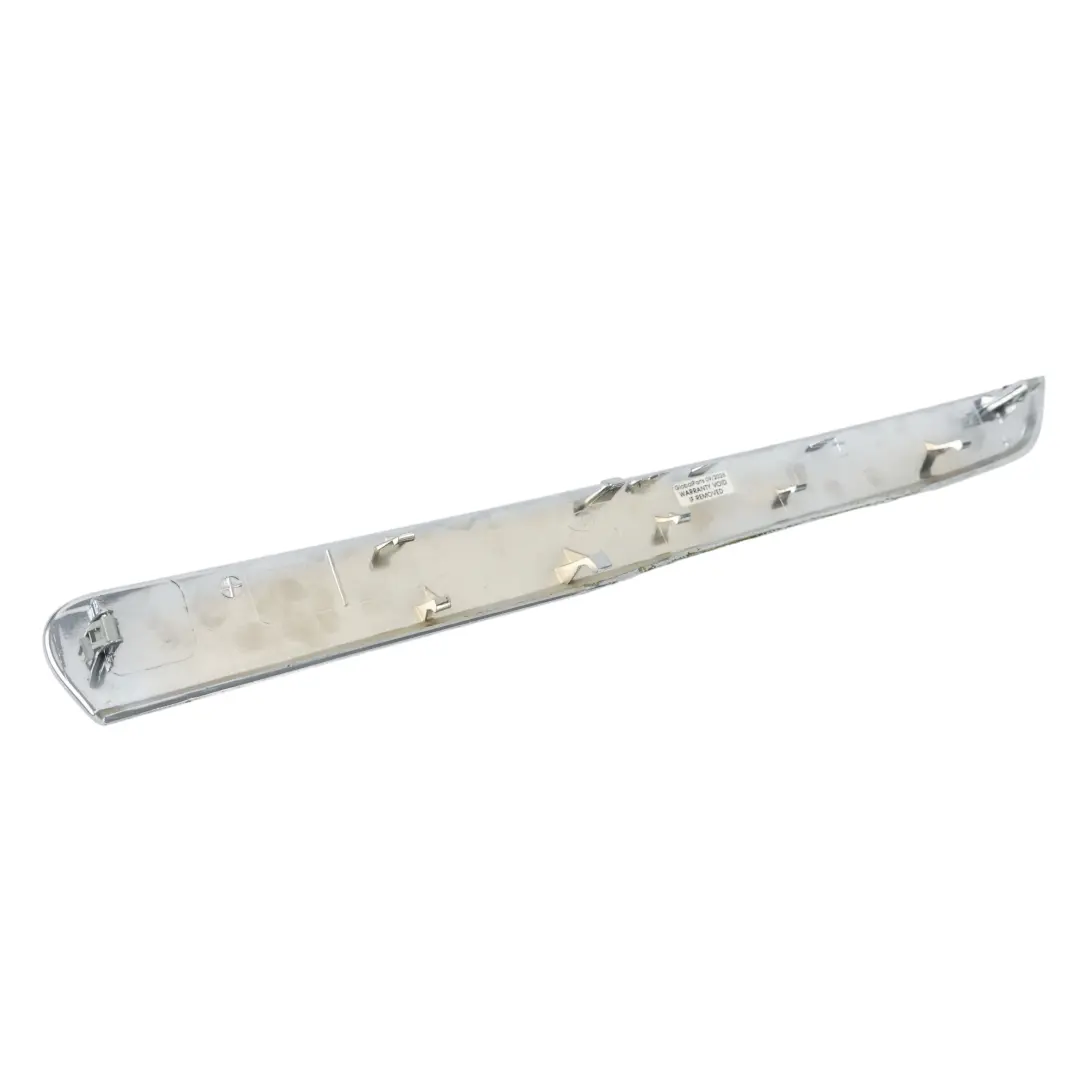 Pannello Porta Anteriore Destro per Land Rover Range Rover Sport L320 con numero di parte AH32-26656-ADW Land Rover Range Rover Sport L320 Pannello Porta Anteriore Destro - SKU AH32-26656-ADW - Numero di parte AH32-26656-ADW