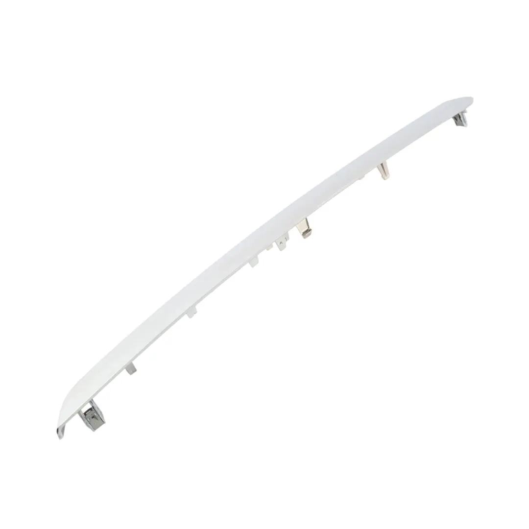 Land Rover Range Rover Sport L320 Garniture Porte Avant Gauche - SKU AH32-26657-ADW - Numéro de pièce AH32-26657-ADW