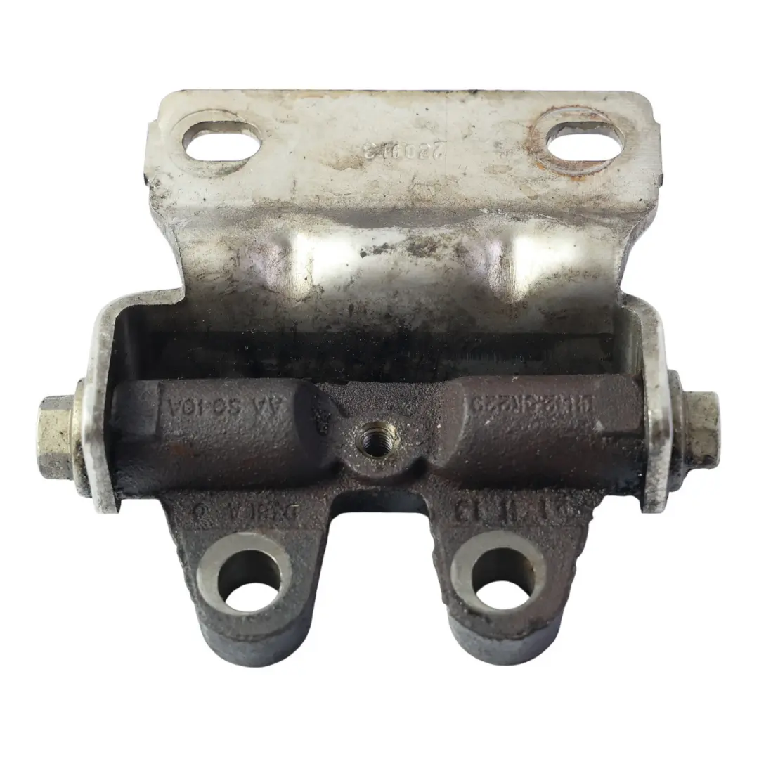 Land Rover L405 Support Fixation Tuyau Échappement - SKU BH42-5K229-AA - Numéro de pièce BH42-5K229-AA