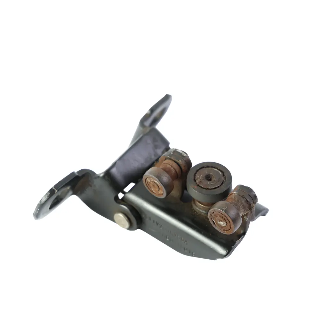 Ford Transit Mk7 Rail Galet Porte Coulissante Milieu Gauche - SKU AC11-V268K35-BA - Numéro de pièce AC11-V268K35-BA
