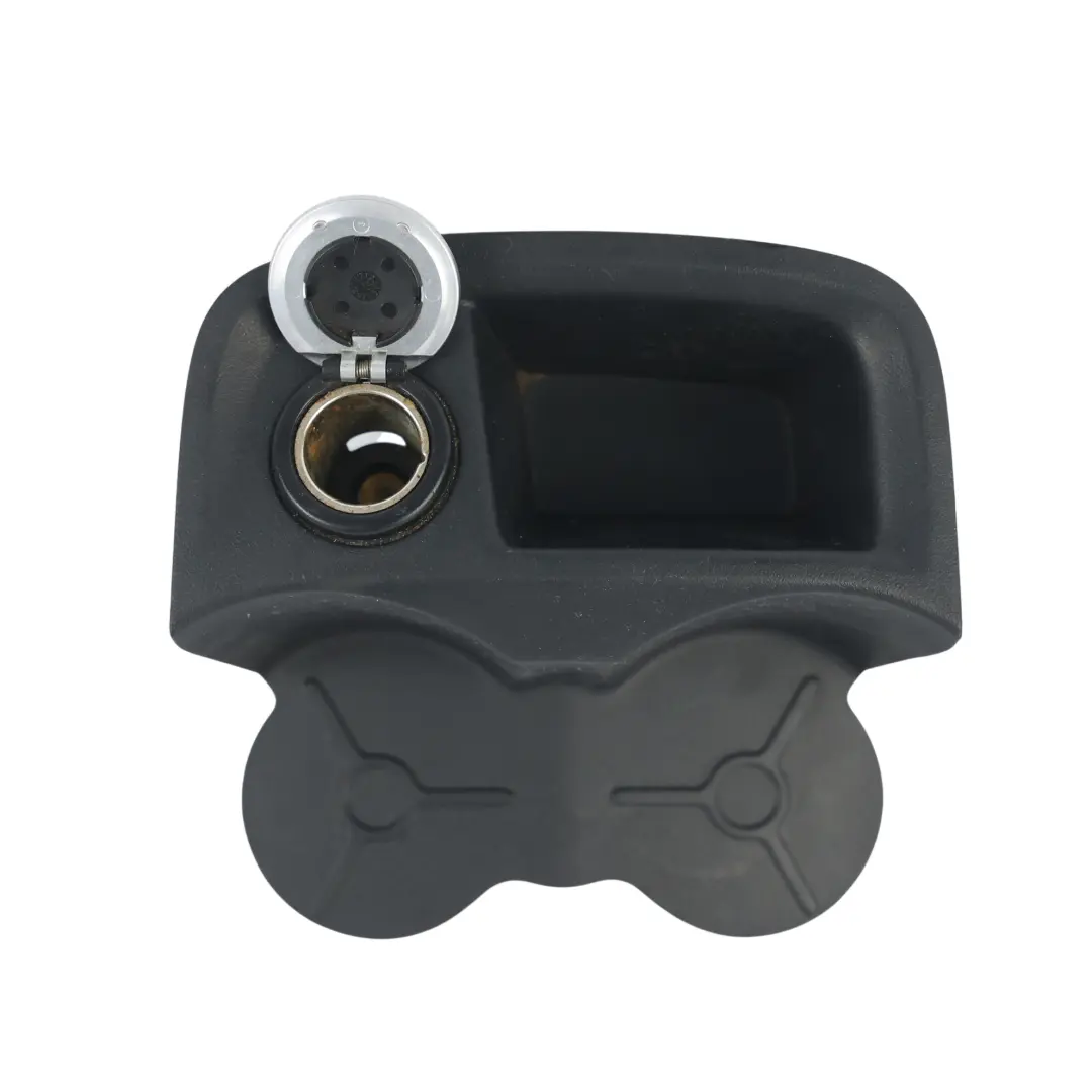 Mk3 Konsola Środkowa Uchwyt Kubka Gniazdo 12V do Ford Focus o numerze BM51-A047A03-A Ford Focus Mk3 Konsola Środkowa Uchwyt Kubka Gniazdo 12V - SKU BM51-A047A03-A - Numer Części BM51-A047A03-A