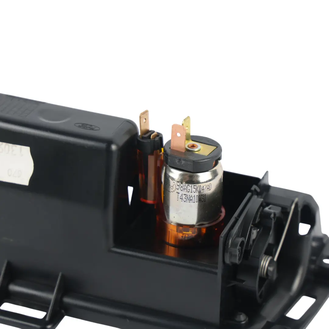 Mk3 Center Console Storage Front Ashtray Lighter to Ford Mondeo with Part number BS71A04788AA3YYW Ford Mondeo Mk3 Center Console Storage Front Ashtray Lighter - SKU BS71A04788AA3YYW - Part number BS71A04788AA3YYW