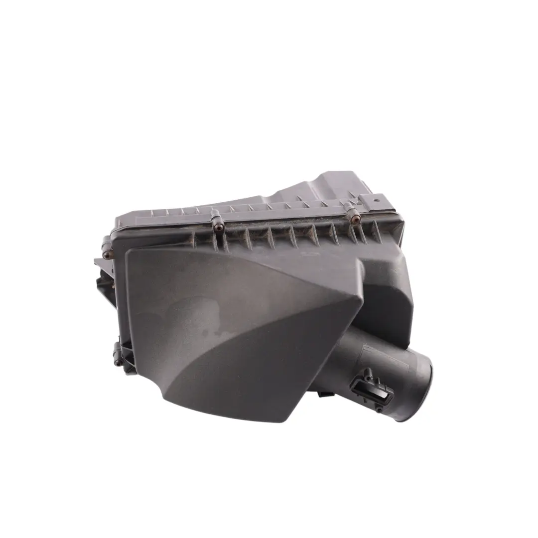 Filter Box Housing 2.2 224DT Diesel CX23-9600-AA to Jaguar XF X250 Air with Part number C2Z13675 Jaguar XF X250 Air Filter Box Housing 2.2 224DT Diesel CX23-9600-AA - SKU C2Z13675 - Part number C2Z13675