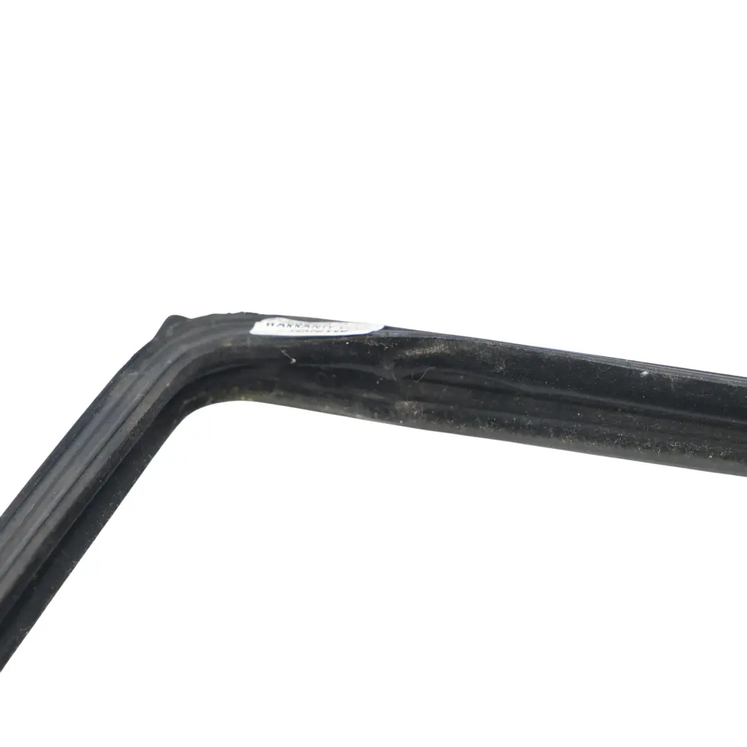 Land Rover Range Rover Sport L320 Rear Window Seal Glass Run Right O/S - SKU CGE000843 - Part number CGE000843