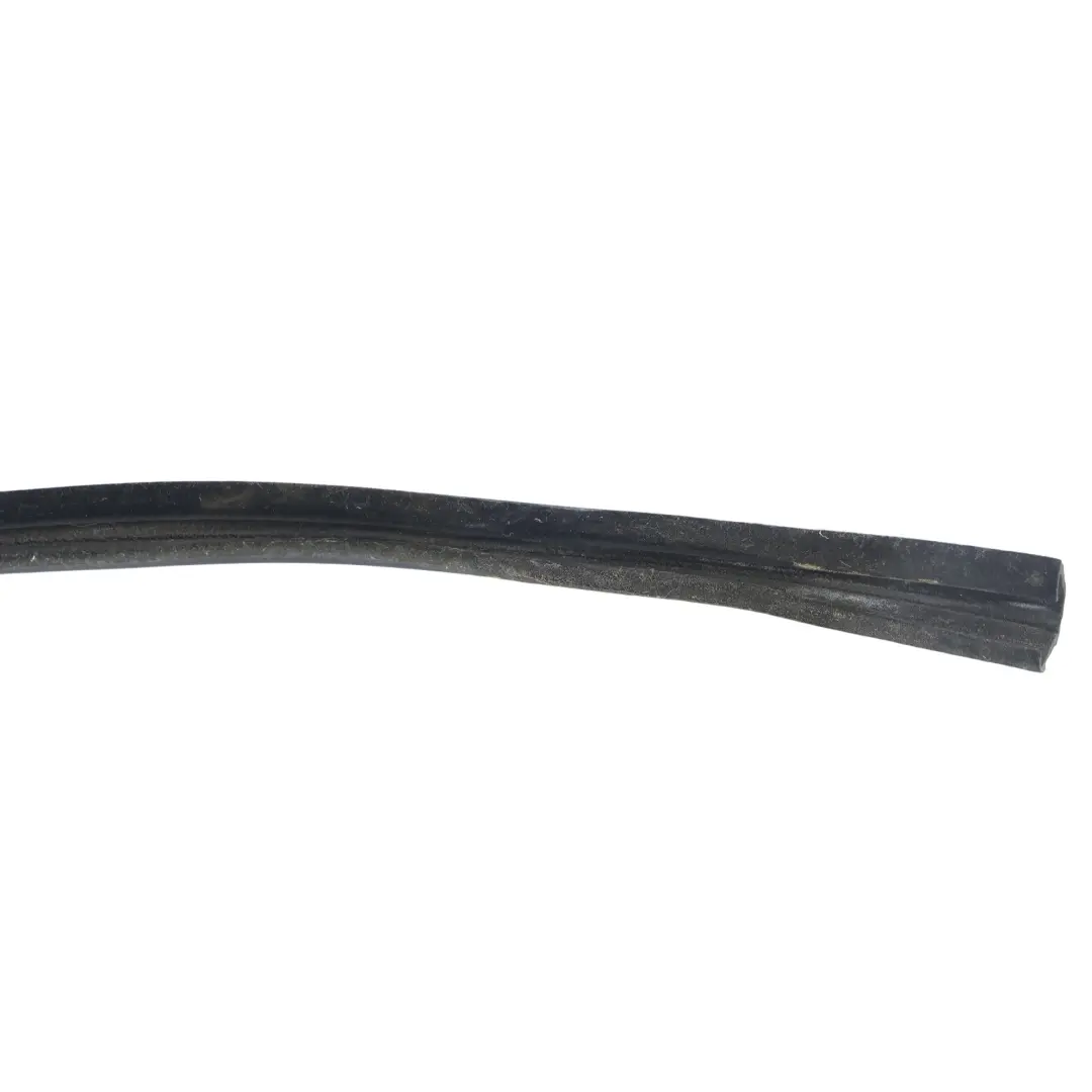 Land Rover Range Rover Sport L320 Rear Window Seal Glass Run Right O/S - SKU CGE000843 - Part number CGE000843