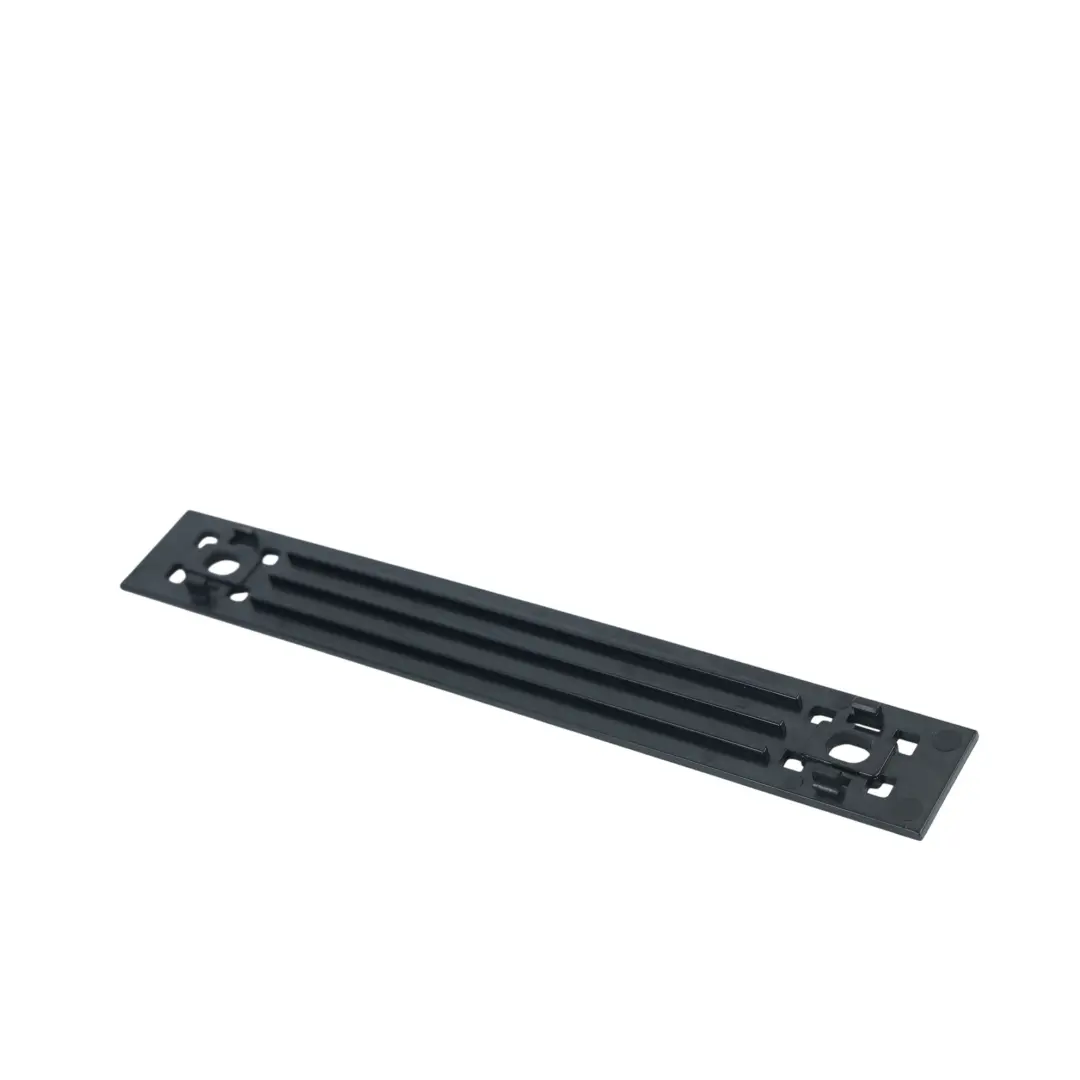 Land Rover Range Rover Sport L494 Soporte Asa Techo Trasero - SKU CK52-045L38-AA - Número de pieza CK52-045L38-AA