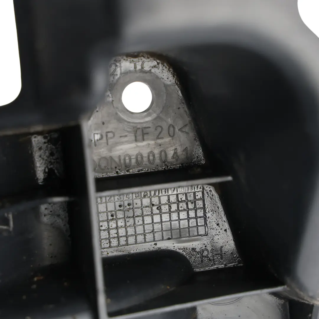 Range Rover Sport L320 Staffa Supporto Paraurti Posteriore Destro - SKU DQN000041 - Numero di parte DQN000041