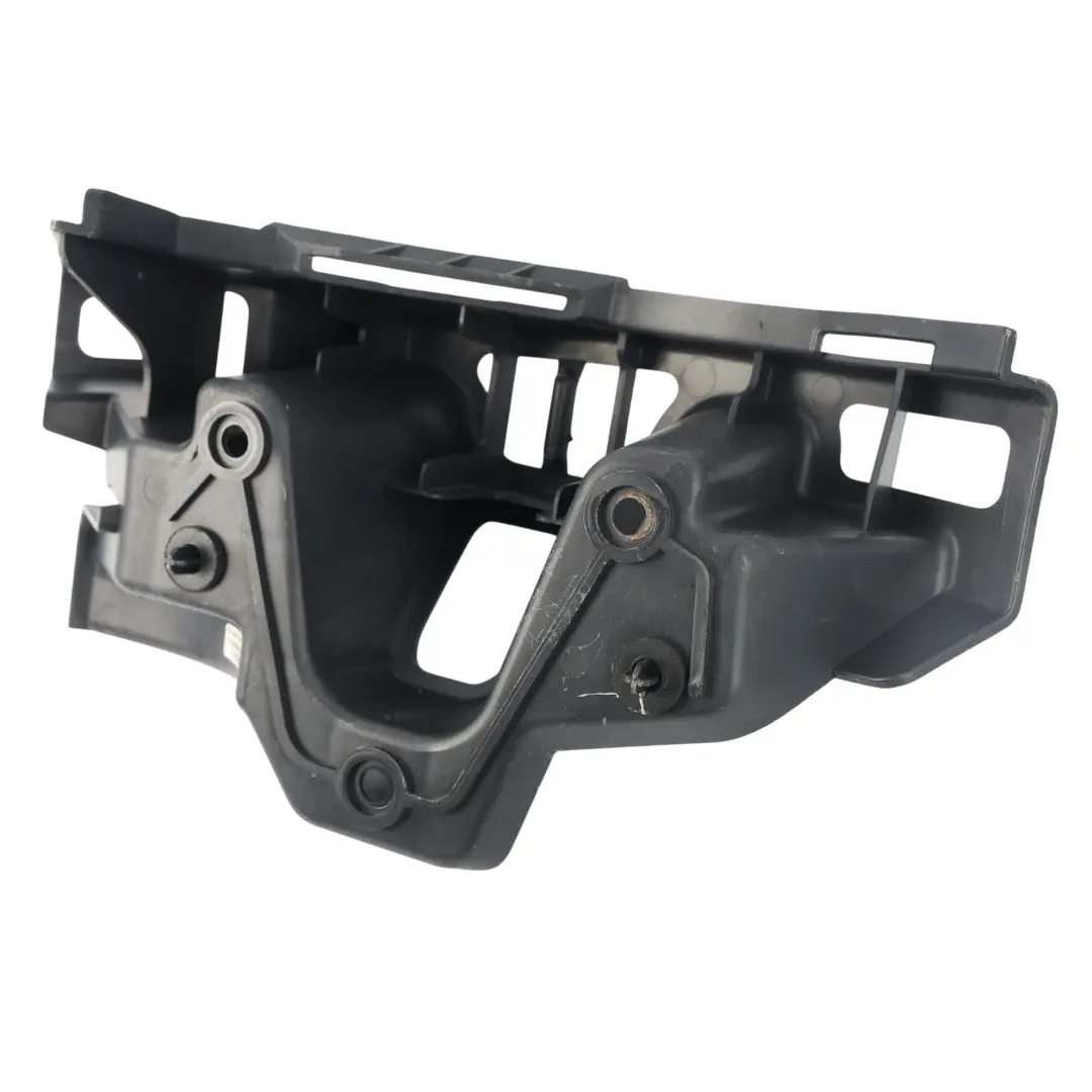 Staffa Supporto Angolo Paraurti Posteriore Sinistro per Range Rover L320 con numero di parte DQN000051 Range Rover L320 Staffa Supporto Angolo Paraurti Posteriore Sinistro - SKU DQN000051 - Numero di parte DQN000051