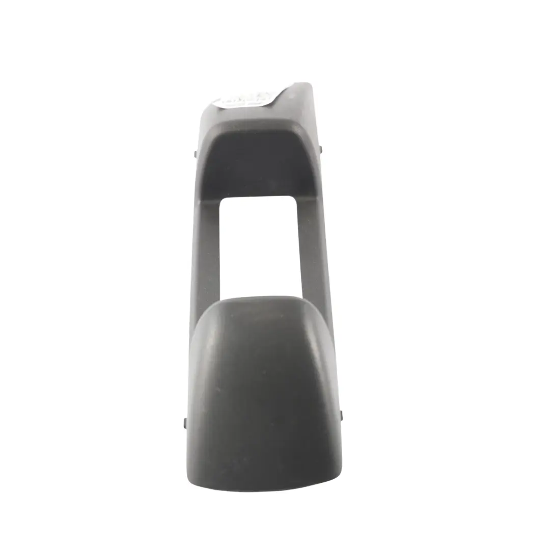 Uchwyt Klamki Drzwi Prawy do Ford Transit Connect o numerze DT11-K266B54-AC Ford Transit Connect Uchwyt Klamki Drzwi Prawy - SKU DT11-K266B54-AC - Numer Części DT11-K266B54-AC