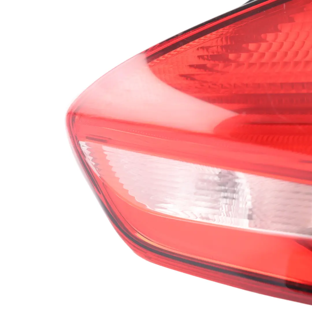 Mk3 Rear Tail Light LED Lamp Right O/S Hatchback F1EB-13404-BE to Ford Focus with Part number 1893908 Ford Focus Mk3 Rear Tail Light LED Lamp Right O/S Hatchback F1EB-13404-BE - SKU 1893908 - Part number 1893908