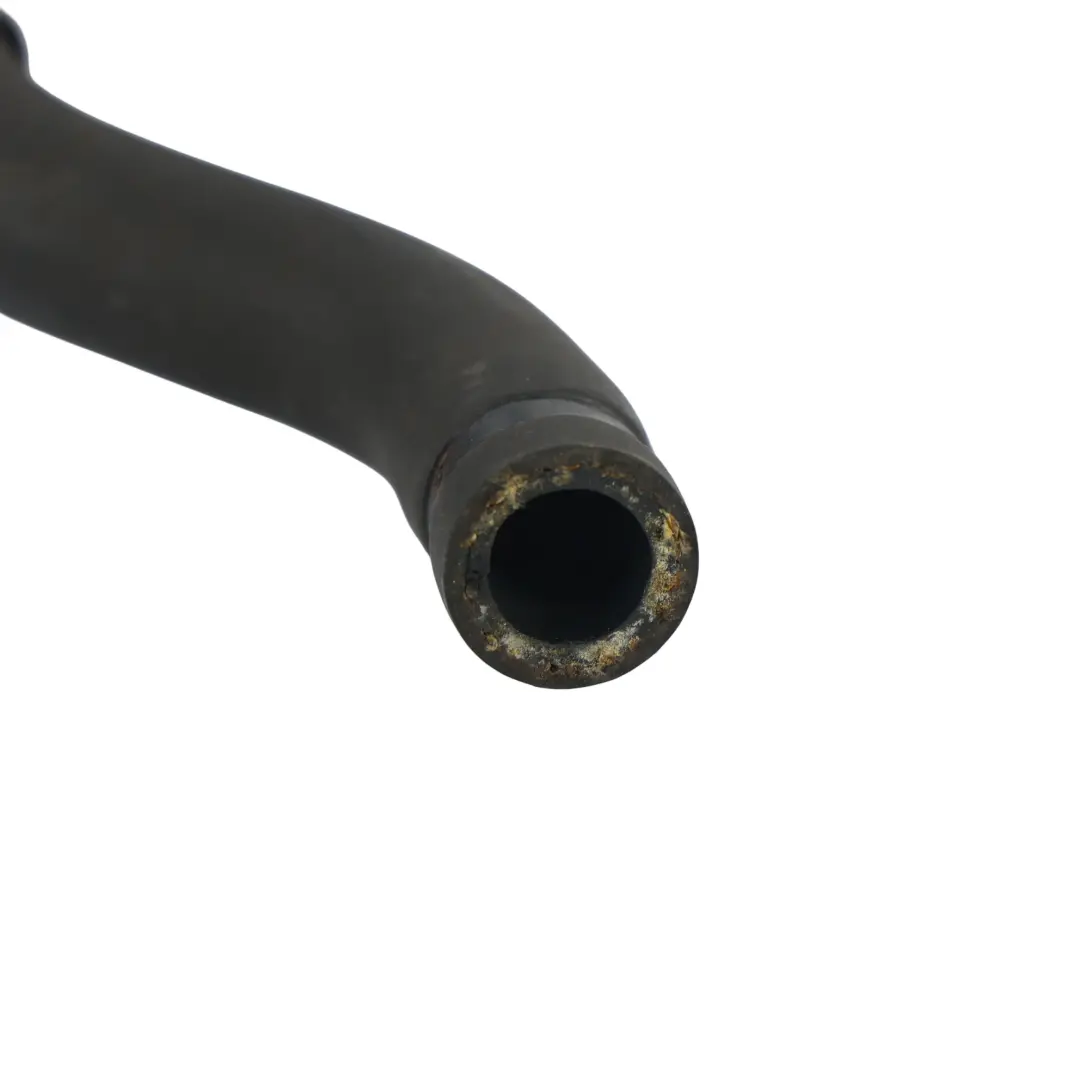 Ford Ranger Lim Tubo Raccordo Radiatore Olio Motore - SKU FB3Q-8N039-AA - Numero di parte FB3Q-8N039-AA