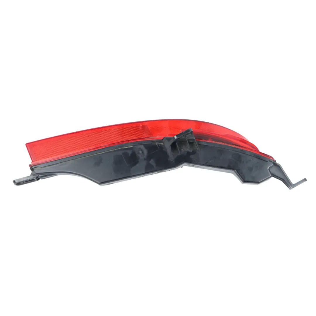 Lampa Przeciwmgielna Lewa do Land Rover Discovery Sport L550 o numerze FK72-15K273-AC Land Rover Discovery Sport L550 Lampa Przeciwmgielna Lewa - SKU FK72-15K273-AC - Numer Części FK72-15K273-AC