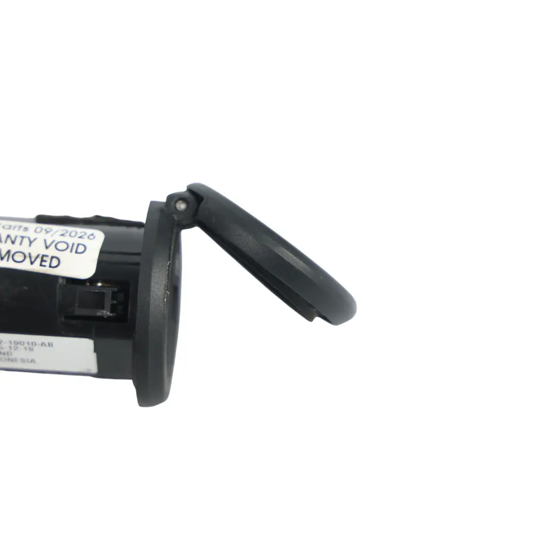 Land Rover Discovery Sport L550 USB Connection Socket Port 5V FK72-19010-AB - SKU FK72-19010-BA-1 - Part number FK72-19010-BA