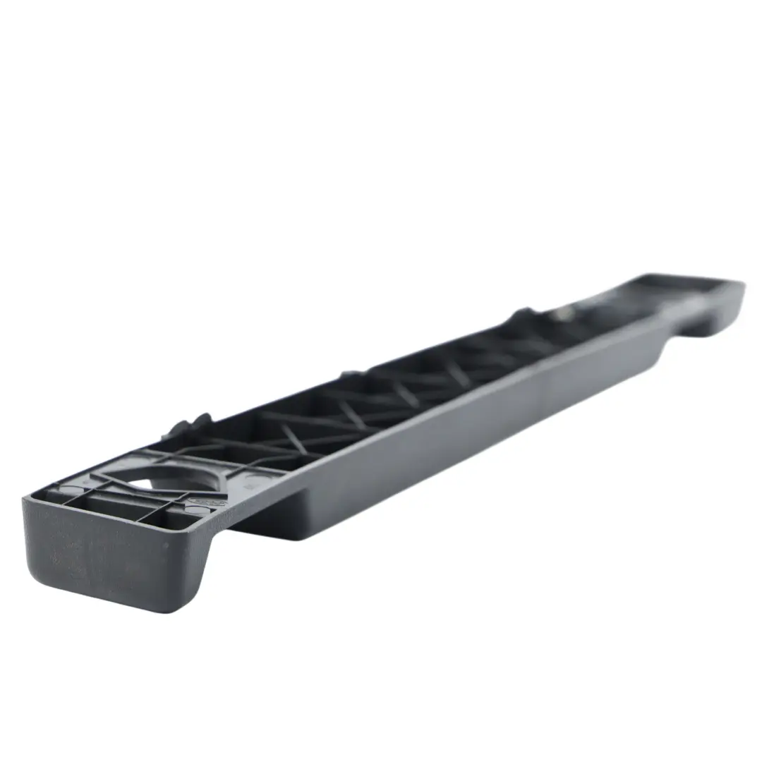 Land Rover Discovery L550 Rear Tailgate Boot Trim Cover Right O/S - SKU FK72-46066-BW - Part number FK72-46066-BW
